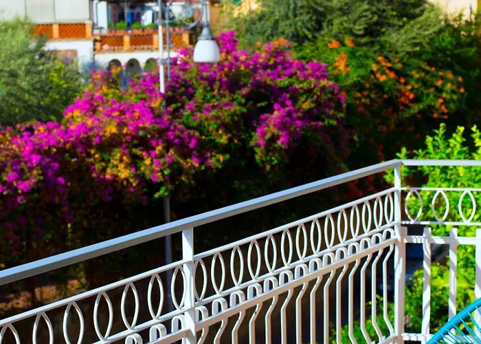 Guest house Estate4home - 21