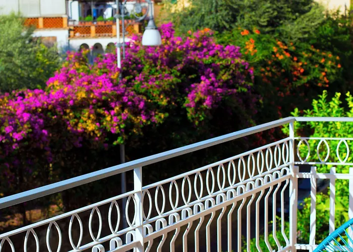 Estate4home - 21 Guest house 4*